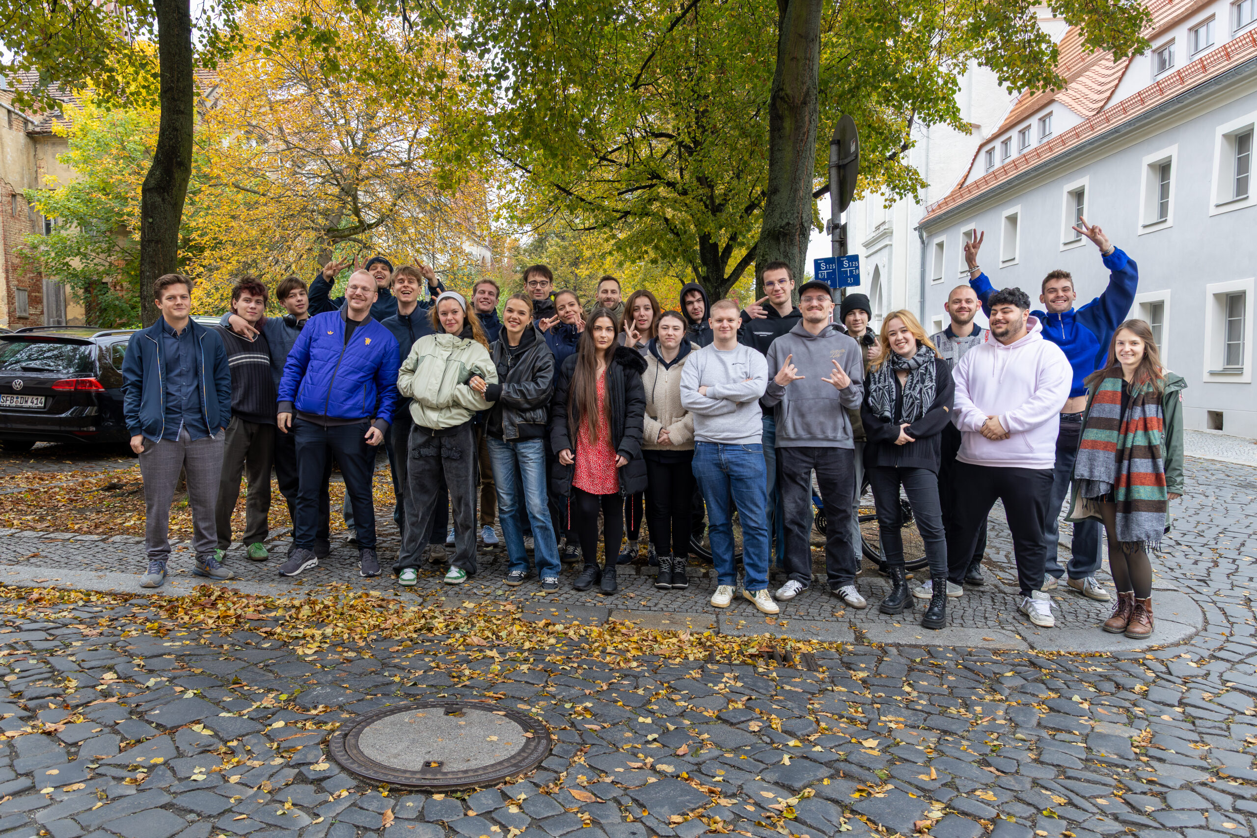 Teilnehmende eines früheren Camps